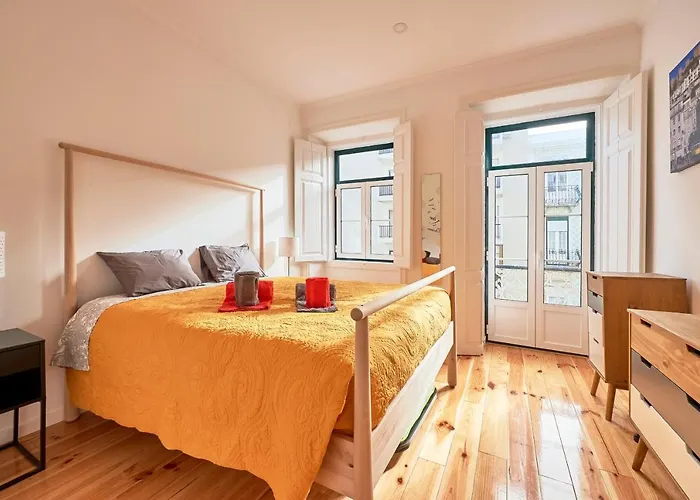 New!! Hearth Апартаменти