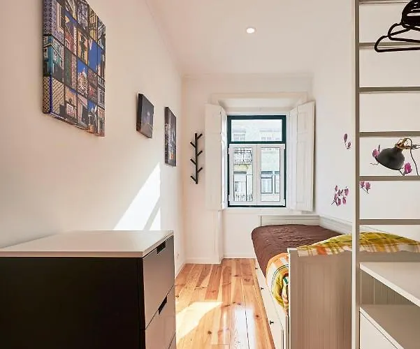 New!! Hearth Апартаменти